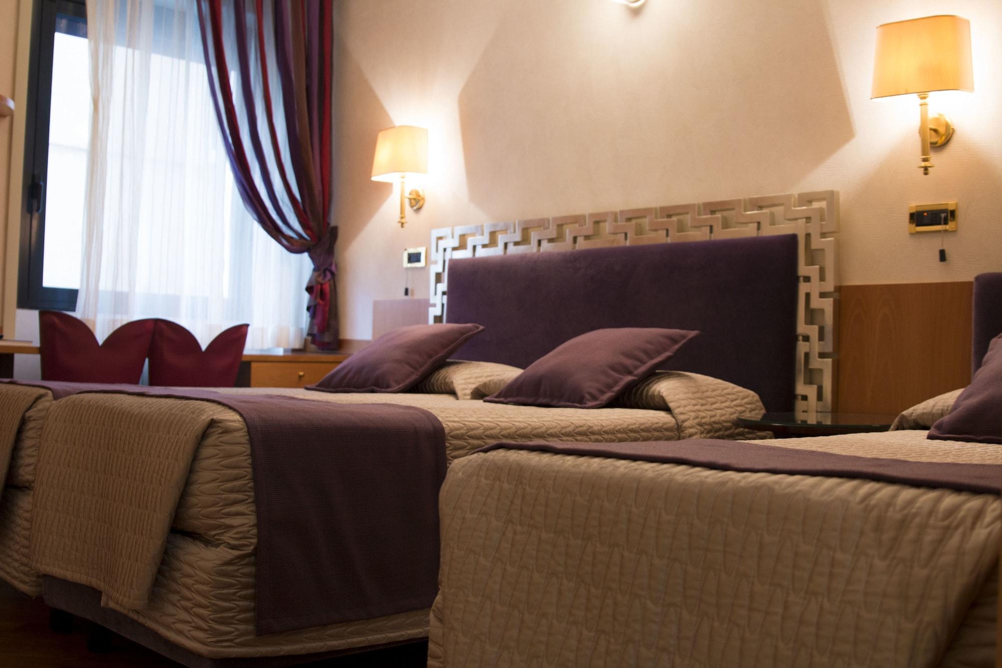 Hotel Europa Verona Esterno foto