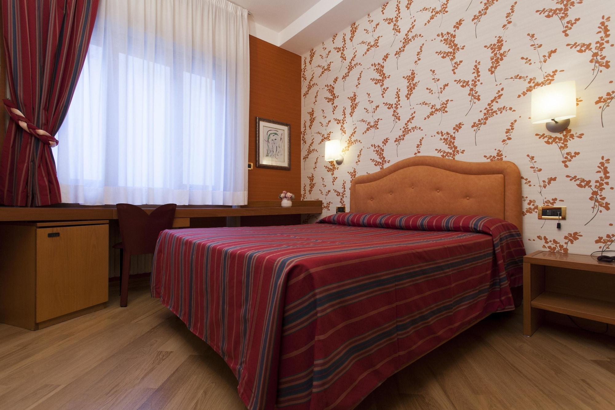 Hotel Europa Verona Esterno foto