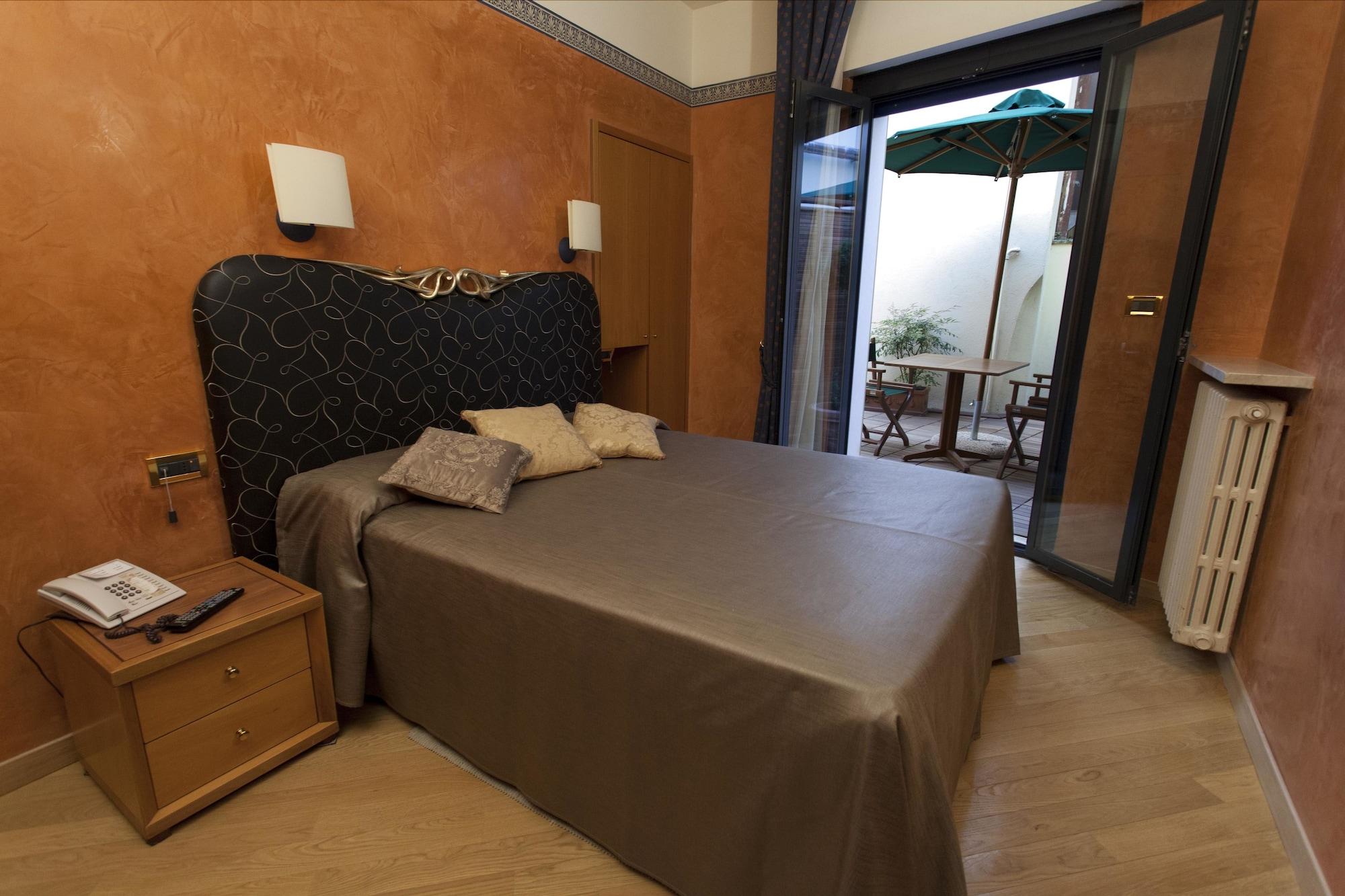 Hotel Europa Verona Esterno foto