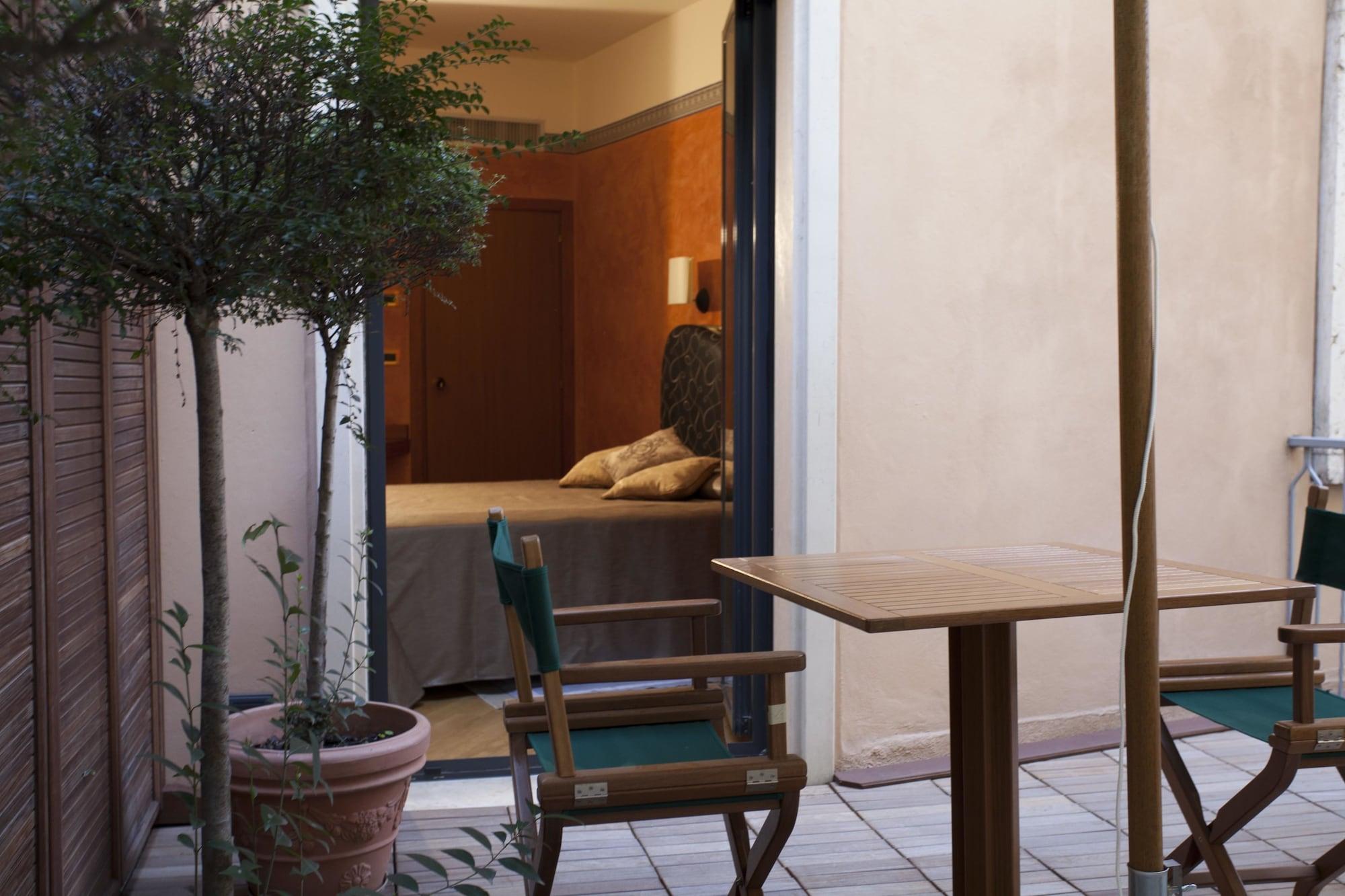 Hotel Europa Verona Esterno foto