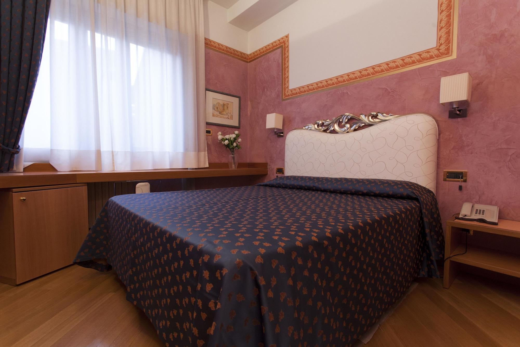 Hotel Europa Verona Esterno foto