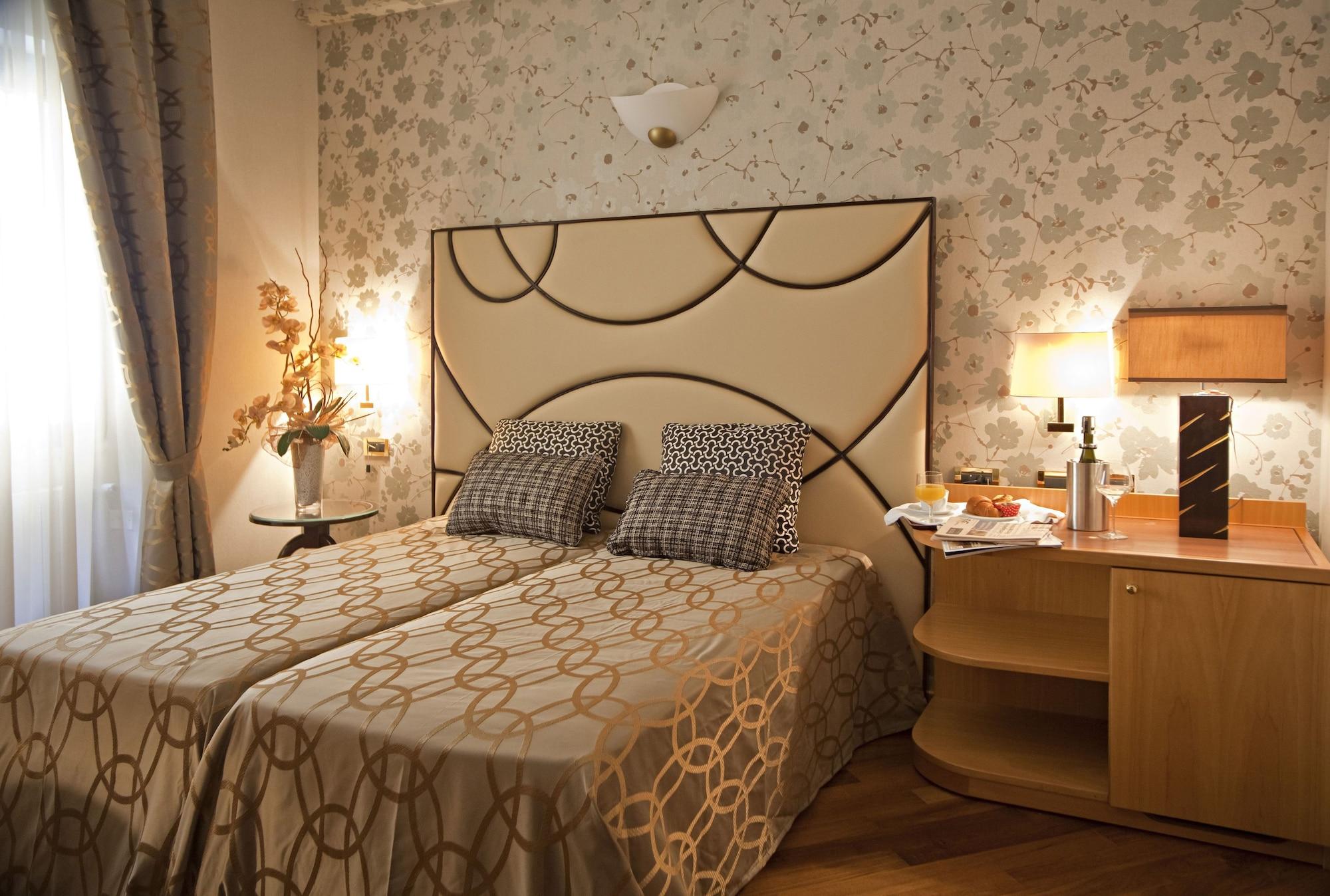 Hotel Europa Verona Esterno foto