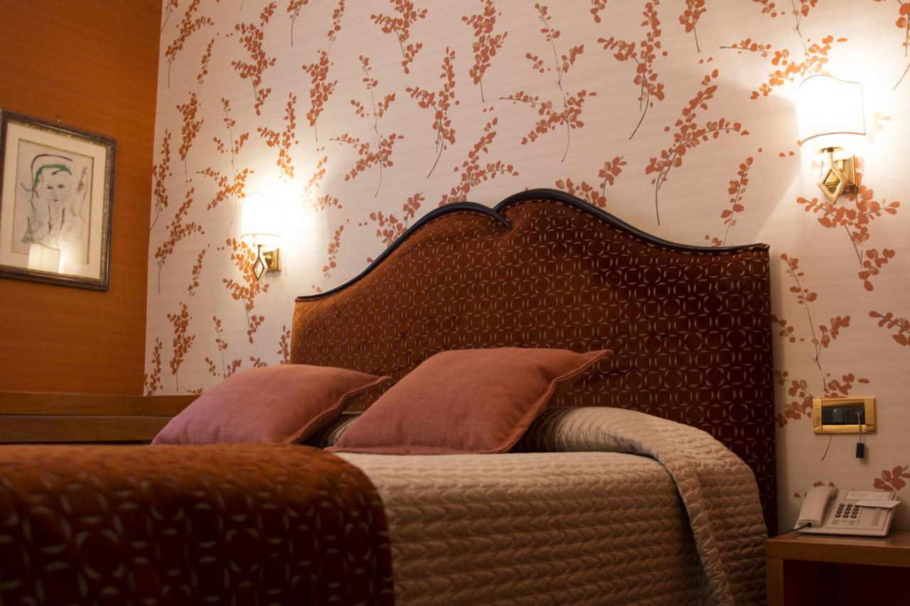 Hotel Europa Verona Esterno foto